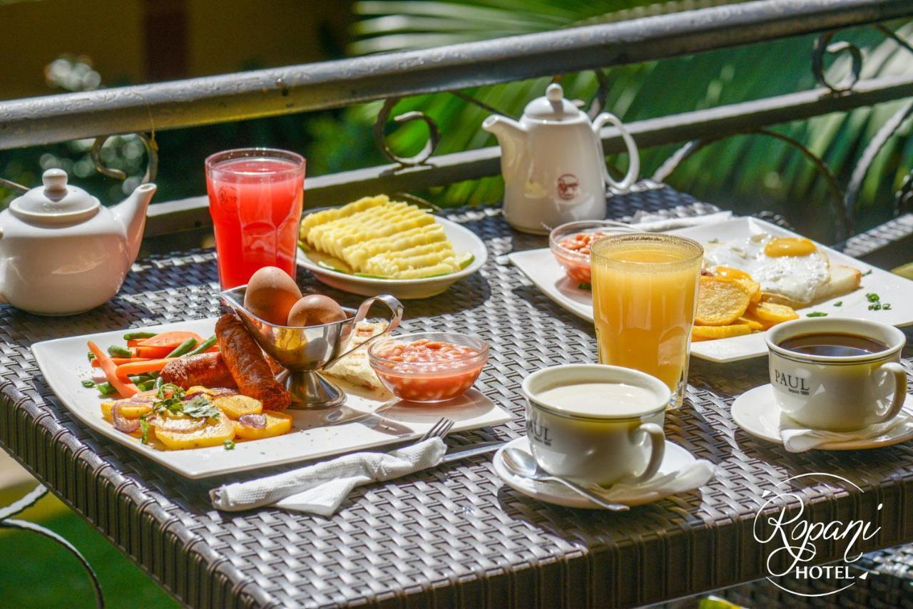 Ropani Hotel Kitende 외부 사진